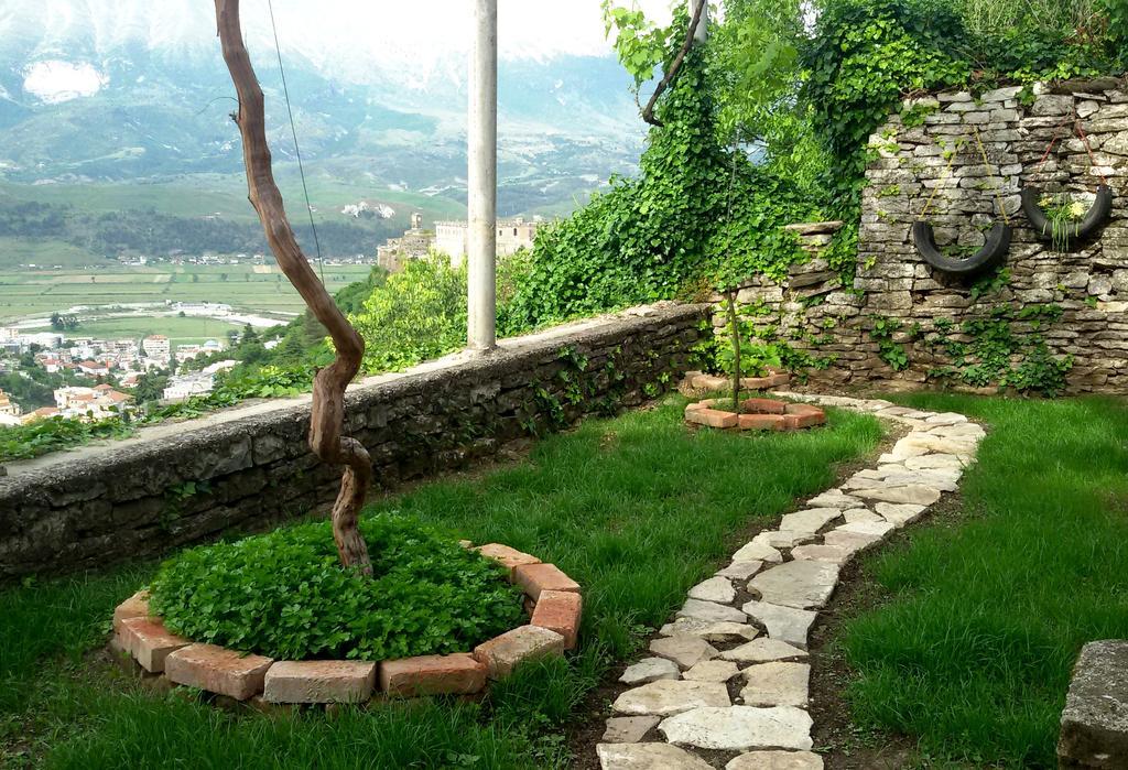 Casa de hóspedes Stone 1850 Gjirokastër