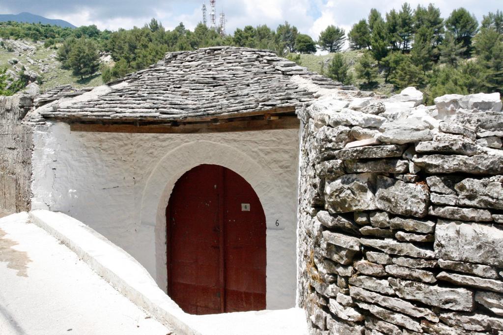 Stone 1850 Casa de hóspedes Gjirokastër